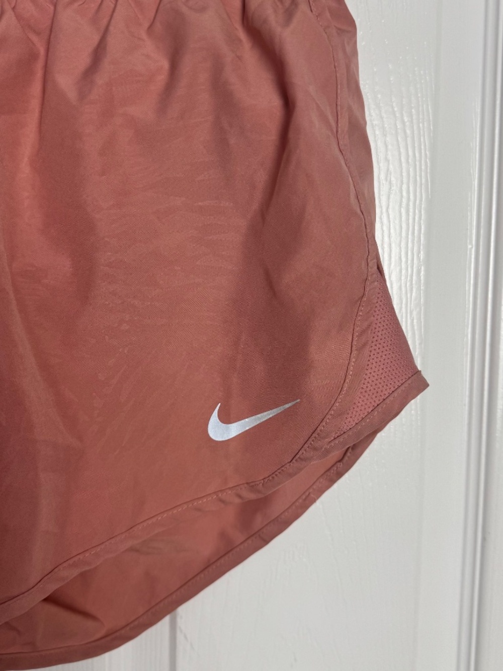 Nike Dri-FIT Womens Running Shorts in Light Pink Peach Color Size Medium - Picture 3 of 7